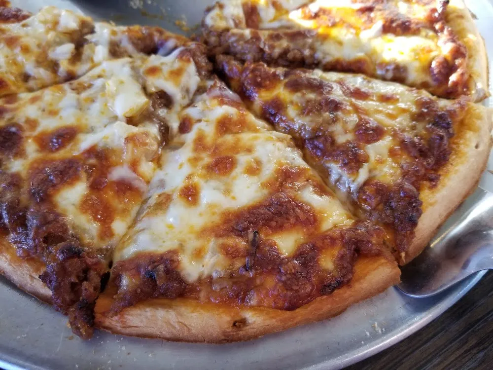 M-Que Burger Pizza